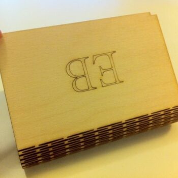 Intra απο ξύλο plywood 3mm-4mm πάχος - Flex Box Snap Fit – Ξύλινο κουτί με ζωντανό μεντεσέ Δίασταση 30x30 cm Intraeaxys-075dyq8o - Image 1