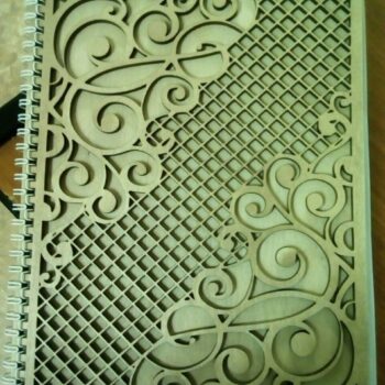 Intra απο ξύλο plywood 3mm-4mm πάχος - Διακοσμητικό σχέδιο εξωφύλλου σημειωματάριου Δίασταση 30x30 cm Intraeaxys-joedqy51 - Image 1