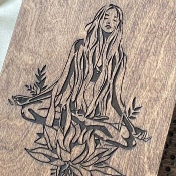 Intra απο ξύλο plywood 3mm-4mm πάχος - Χαράξτε το εξώφυλλο του βιβλίου Zen Girl Δίασταση 30x30 cm Intraeaxys-eo0qg591 - Image 1