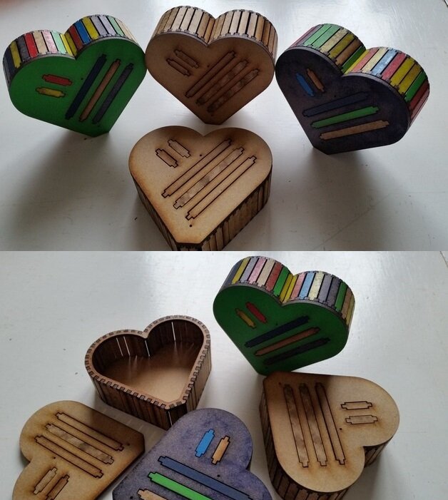 Intra απο ξύλο plywood 3mm-4mm πάχος - Heart Box Flat Δίασταση 30x30 cm Intraeaxys-6o3y0r37