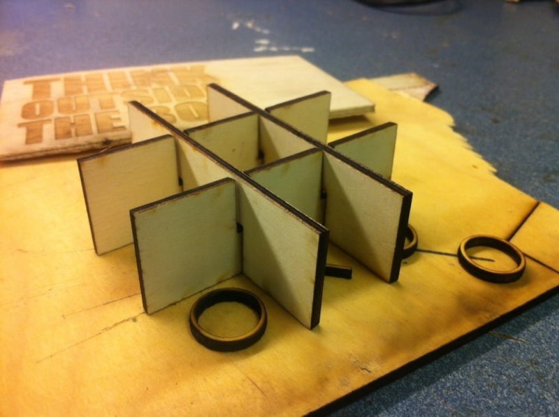 Intra απο ξύλο plywood 3mm-4mm πάχος - Παραμετρικό συρτάρι / Προσαρμογή διαιρέτη κουτιών OpenSCAD Script Δίασταση 30x30 cm Intraeaxys-eo4y4rdo