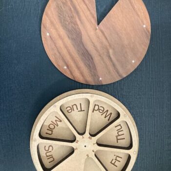 Intra απο ξύλο plywood 3mm-4mm πάχος - Pill Box Ξύλινο 7 Day Weekly Pill Box Δίασταση 30x30 cm Intraeaxys-r1z234p1 - Image 3