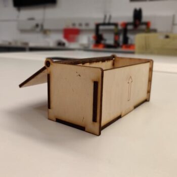 Intra απο ξύλο plywood 3mm-4mm πάχος - Απλό αρθρωτό κουτί Δίασταση 30x30 cm Intraeaxys-eo209m37 - Image 1