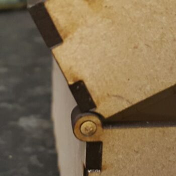 Intra απο ξύλο plywood 3mm-4mm πάχος - Αρθρωτό κουτί 3mm Δίασταση 30x30 cm Intraeaxys-eoxlze4o - Image 4