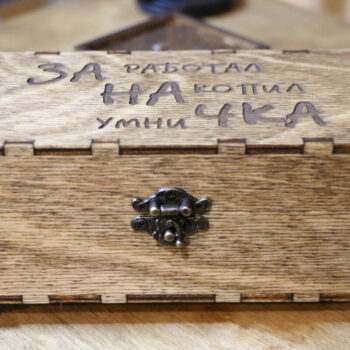 Intra απο ξύλο plywood 3mm-4mm πάχος - Ξύλινο Κουτί με Αρθρωτό Καπάκι Δίασταση 30x30 cm Intraeaxys-r7vmkq67 - Image 1