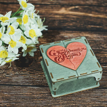 Intra απο ξύλο plywood 3mm-4mm πάχος - Κουτί Αγίου Βαλεντίνου Δίασταση 30x30 cm Intraeaxys-joed5p61 - Image 1