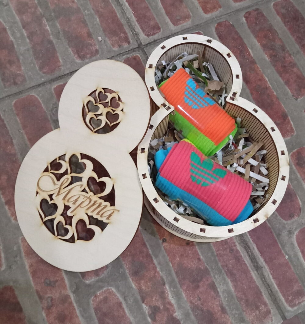 Intra απο ξύλο plywood 3mm-4mm πάχος - Κουτί δώρου 8 Μαρτίου Δίασταση 30x30 cm Intraeaxys-p7ym5vr7