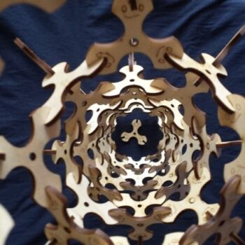 Intra απο ξύλο plywood 3mm-4mm πάχος - Dreikopftile Δίασταση 30x30 cm Intraeaxys-voqd2eq1 - Image 1