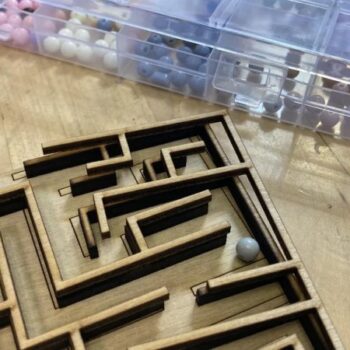 Intra απο ξύλο plywood 3mm-4mm πάχος - Λαβύρινθος δύο επιπέδων Δίασταση 30x30 cm Intraeaxys-e1g536yo - Image 4