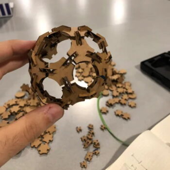 Intra απο ξύλο plywood 3mm-4mm πάχος - Press Fit Construction Kit Δίασταση 30x30 cm Intraeaxys-pok3qr37 - Image 1