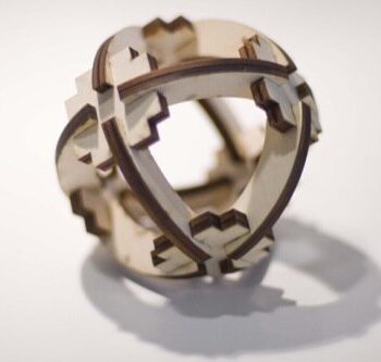 Intra απο ξύλο plywood 3mm-4mm πάχος - Κιτ κατασκευής Press-Fit Δίασταση 30x30 cm Intraeaxys-r7vm9857 - Image 1