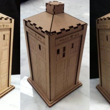 Intra απο ξύλο plywood 3mm-4mm πάχος - Ξύλινο Αστυνομικό Κουτί Tardis Toy Δίασταση 30x30 cm Intraeaxys-r1z2grm1 - Image 3