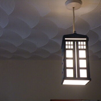 Intra απο ξύλο plywood 3mm-4mm πάχος - Λάμπα Tardis Δίασταση 30x30 cm Intraeaxys-lopyw3ow - Image 1