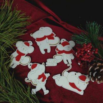 Intra απο ξύλο plywood 3mm-4mm πάχος - Ποντίκι με αναμνηστικά χριστουγεννιάτικα παιχνίδια από κόντρα πλακέ Δίασταση 30x30 cm Intraeaxys-voq2435o - Image 1