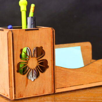 Intra απο ξύλο plywood 3mm-4mm πάχος - Ξύλινη θήκη για στυλό και κάρτα οργάνωσης γραφείου Δίασταση 30x30 cm Intraeaxys-zo9y2ke7 - Image 5