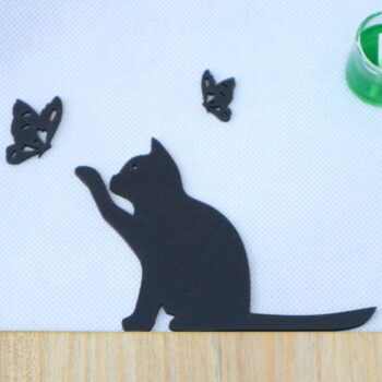 Intra απο ξύλο plywood 3mm-4mm πάχος - Διακόσμηση τοίχου Cat Butterfly Δίασταση 30x30 cm Intraeaxys-yon030y7 - Image 1