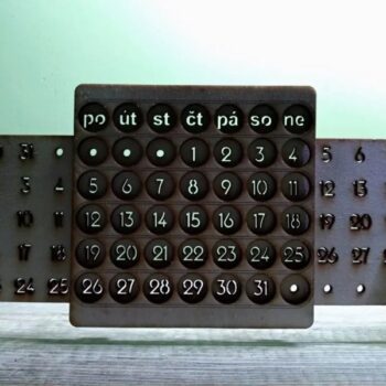 Intra απο ξύλο plywood 3mm-4mm πάχος - Ημερολόγιο Δίασταση 30x30 cm Intraeaxys-qom6m6p1 - Image 1