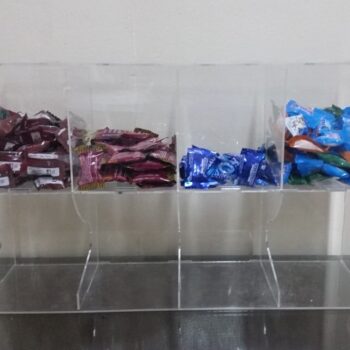 Intra απο ξύλο plywood 3mm-4mm πάχος - Ακρυλικός διανομέας καραμελών Δίασταση 20x20 cm Intraeaxys-ro6yg2n7 - Image 1