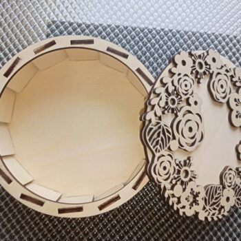 Intra απο ξύλο plywood 3mm-4mm πάχος - Στρογγυλό ξύλινο κουτί δώρου Δίασταση 30x30 cm Intraeaxys-p7ymnq67 - Image 1