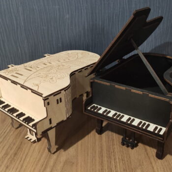 Intra απο ξύλο plywood 3mm-4mm πάχος - Κουτί δώρου Grand Piano Δίασταση 30x30 cm Intraeaxys-voq2gzqo - Image 1