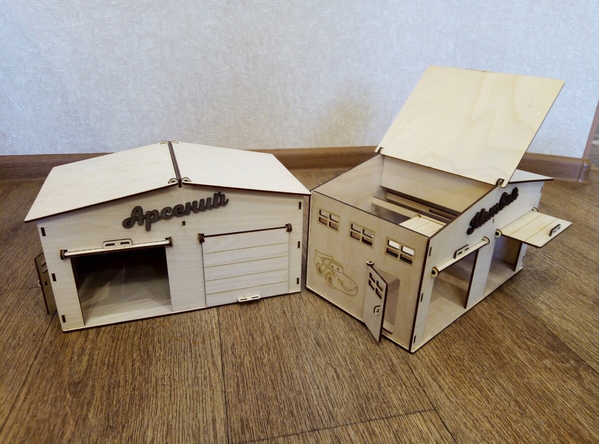 Intra απο ξύλο plywood 3mm-4mm πάχος - Garage For Toy Cars Κόντρα πλακέ 3mm Δίασταση 30x30 cm Intraeaxys-51rrkr31