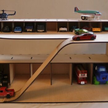 Intra απο ξύλο plywood 3mm-4mm πάχος - Ξύλινο παιχνίδι Garage Cars Parking Δίασταση 30x30 cm Intraeaxys-67wlnx81 - Image 1