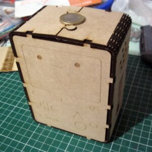 Intra απο ξύλο plywood 3mm-4mm πάχος - Beemo Δίασταση 30x30 cm Intraeaxys-lop32661