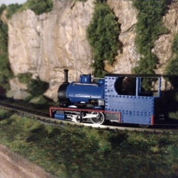 Intra απο ξύλο plywood 3mm-4mm πάχος - Διακοσμητικό κάλυμμα διακόπτη φωτός Δίασταση 30x30 cm Intraeaxys-eox8mlx1 - Image 1