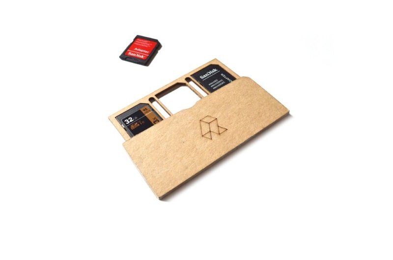 Intra απο ξύλο plywood 3mm-4mm πάχος - Θήκη κάρτας SD Δίασταση 30x30 cm Intraeaxys-0788y9j7