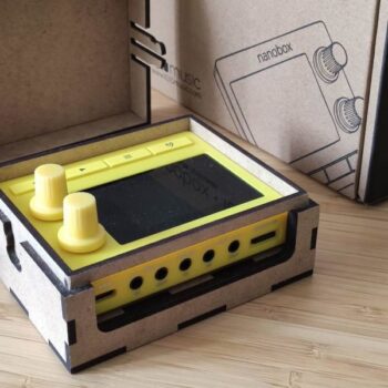 Intra απο ξύλο plywood 3mm-4mm πάχος - Θήκη 1010 Music Nanobox Lemondrop Δίασταση 30x30 cm Intraeaxys-p7yrmero - Image 1