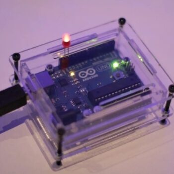 Intra απο ξύλο plywood 3mm-4mm πάχος - Περίβλημα Arduino Δίασταση 30x30 cm Intraeaxys-eo058d51 - Image 1