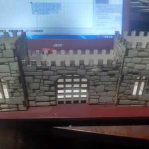 Intra απο ξύλο plywood 3mm-4mm πάχος - Μολυβοθήκη Castle Fortress Organizer γραφείου Δίασταση 30x30 cm Intraeaxys-m1d68ye7