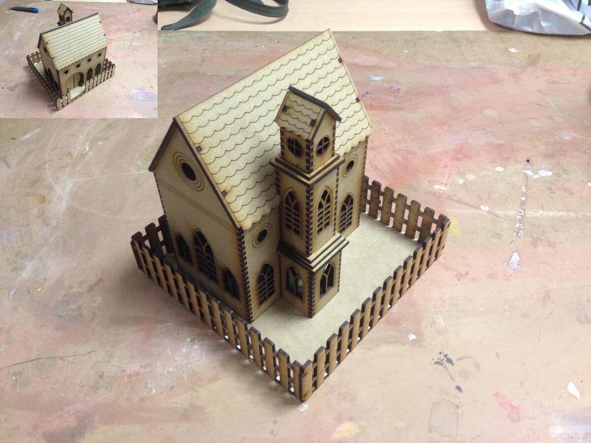 Intra απο ξύλο plywood 3mm-4mm πάχος - Πρότυπο εκκλησιών 3mm Δίασταση 30x30 cm Intraeaxys-r1z28zl1