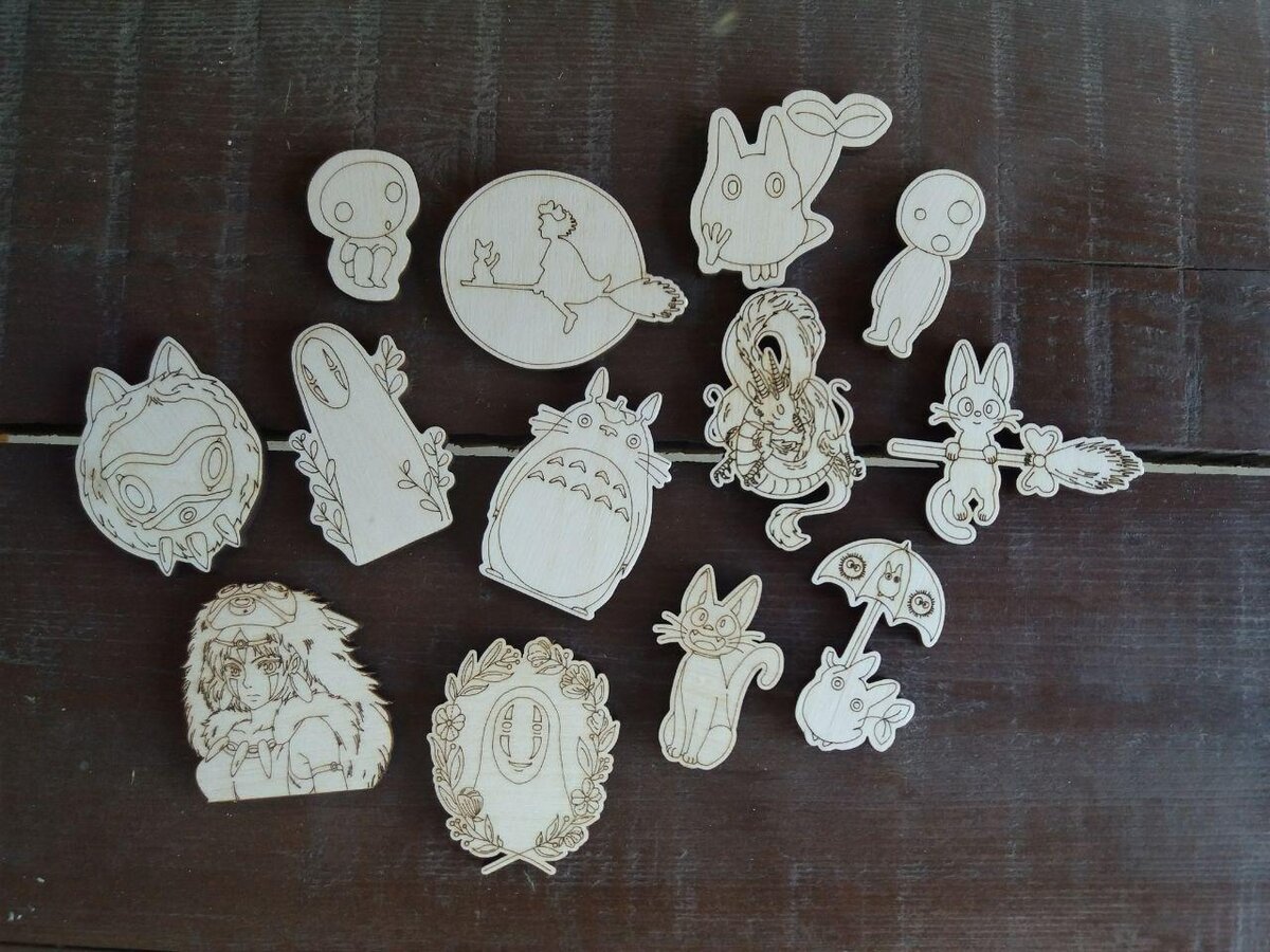 Intra απο ξύλο plywood 3mm-4mm πάχος - Χαραγμένα εικονίδια κινουμένων σχεδίων Miyazaki Μαγνήτες Δίασταση 30x30 cm Intraeaxys-r1z2pjl1