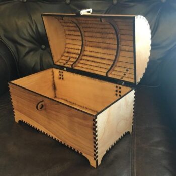 Intra απο ξύλο plywood 3mm-4mm πάχος - Θησαυρό σεντούκι με Hasp Δίασταση 30x30 cm Intraeaxys-lop3qd61 - Image 4