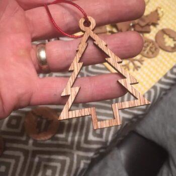 Intra απο ξύλο plywood 3mm-4mm πάχος - Χριστουγεννιάτικα στολίδια Δίασταση 10x10 cm Intraeaxys-eo4y43do - Image 3