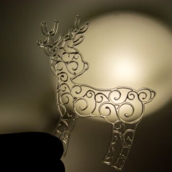 Intra απο ξύλο plywood 3mm-4mm πάχος - Στολίδι με στροβιλισμό ταράνδου Δίασταση 10x10 cm Intraeaxys-lop32331 - Image 1