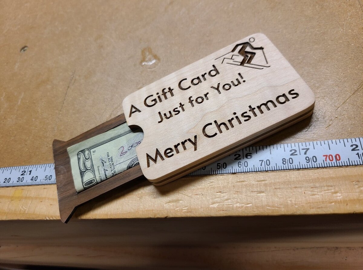 Intra απο ξύλο plywood 3mm-4mm πάχος - Θήκη χρημάτων για χριστουγεννιάτικη δωροκάρτα Δίασταση 30x30 cm Intraeaxys-078ygm4o