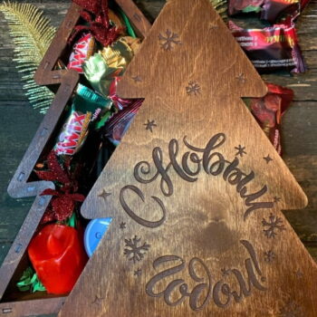 Intra απο ξύλο plywood 3mm-4mm πάχος - Κουτί δώρου δέντρου με καπάκι Δίασταση 30x30 cm Intraeaxys-91jdnrp1 - Image 1