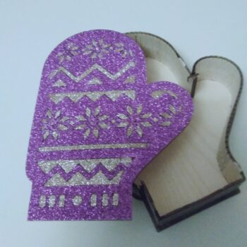 Intra απο ξύλο plywood 3mm-4mm πάχος - Χριστουγεννιάτικο κουτί με γάντια Δίασταση 30x30 cm Intraeaxys-ro6ywq37 - Image 1