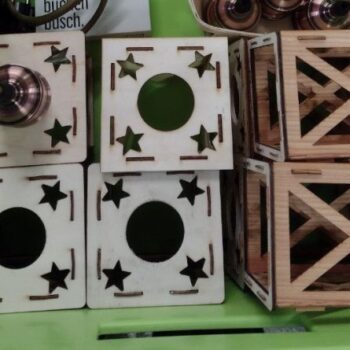 Intra απο ξύλο plywood 3mm-4mm πάχος - Χριστουγεννιάτικο Φανάρι Δίασταση 30x30 cm Intraeaxys-voqdlpd1 - Image 4