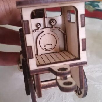 Intra απο ξύλο plywood 3mm-4mm πάχος - Χριστουγεννιάτικο τρένο Δίασταση 30x30 cm Intraeaxys-yonem6yo - Image 5