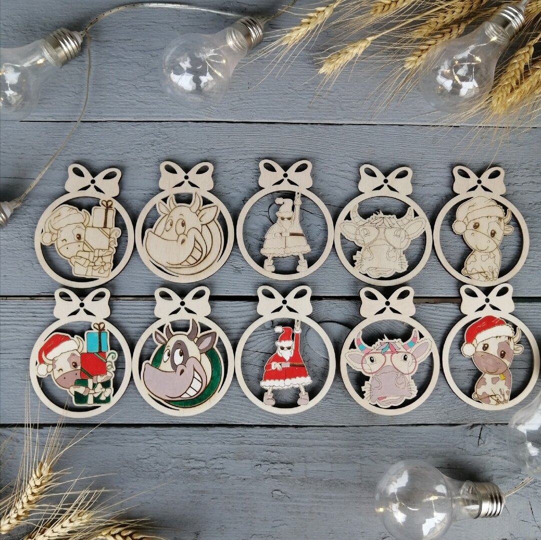 Intra απο ξύλο plywood 3mm-4mm πάχος - Πρωτοχρονιάτικο ντεκόρ Ξύλινα Χριστουγεννιάτικα στολίδια Δίασταση 10x10 cm Intraeaxys-51rrjev1