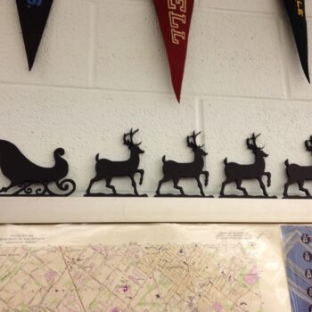 Intra απο ξύλο plywood 3mm-4mm πάχος - Αρχείο DWG Χριστουγεννιάτικου ντεκόρ Santa Sleigh Reindeer Δίασταση 30x30 cm Intraeaxys-yon0vgx7 - Image 1