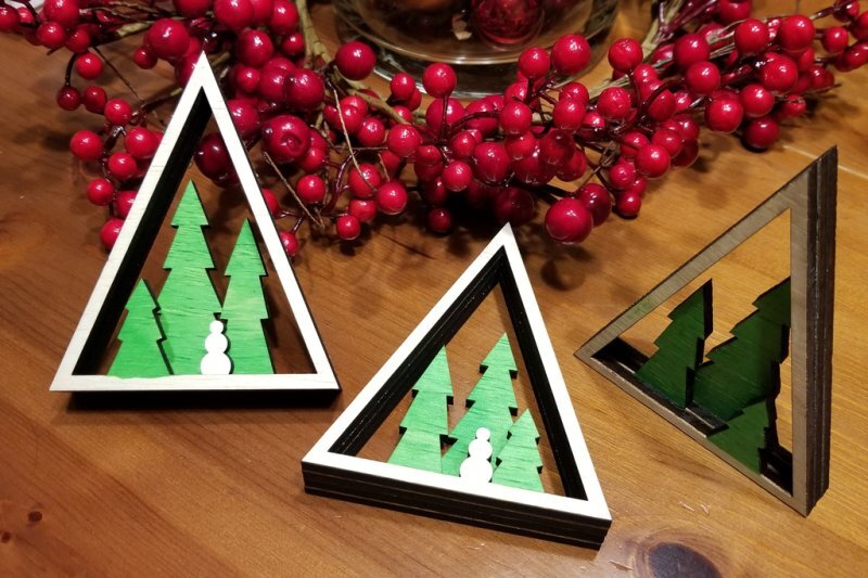 Intra απο ξύλο plywood 3mm-4mm πάχος - Γλυπτό Χριστουγεννιάτικου Δέντρου Δίασταση 30x30 cm Intraeaxys-pokmvpk1