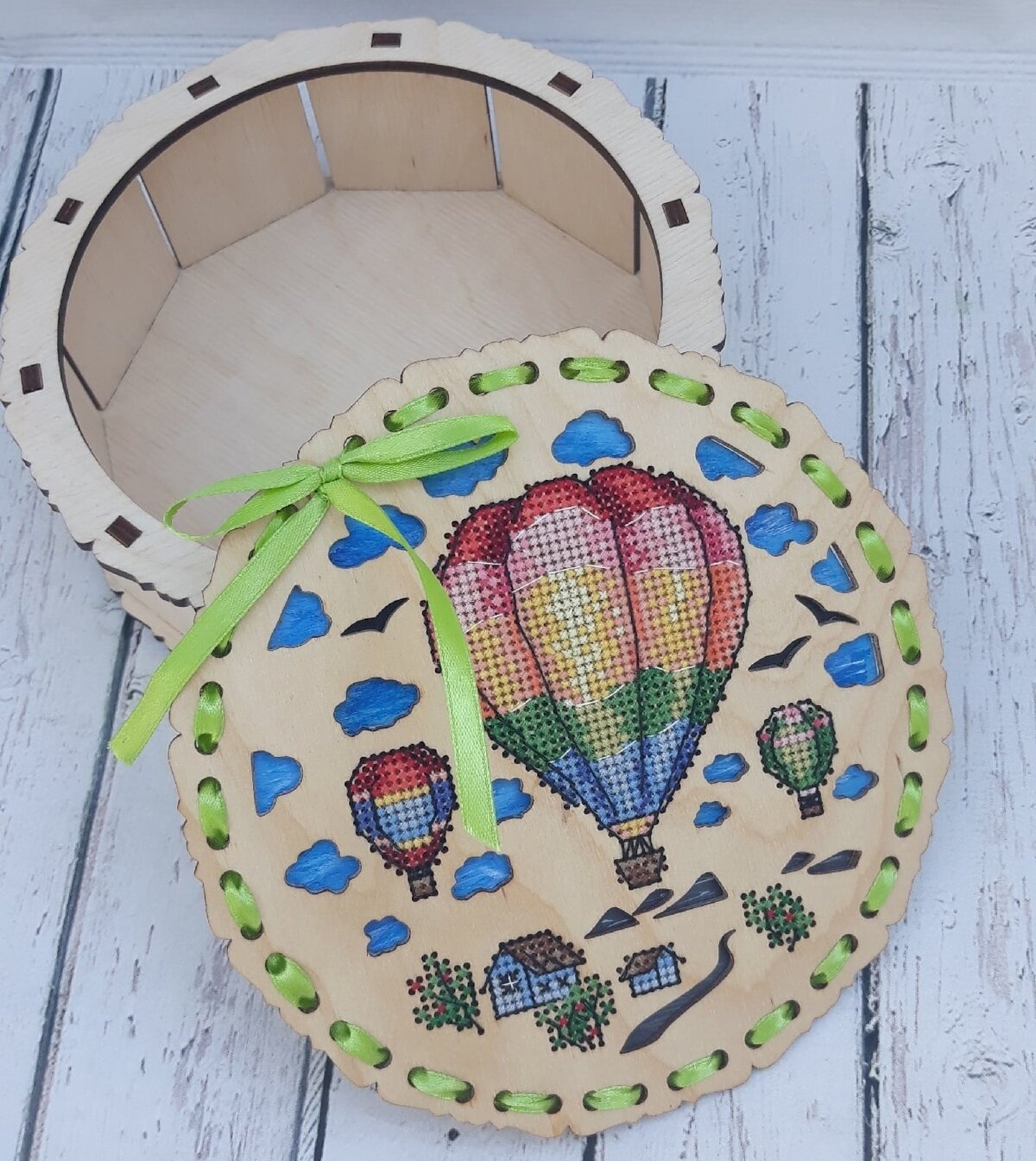 Intra απο ξύλο plywood 3mm-4mm πάχος - Ξύλινο Διακοσμητικό Κεντητό Κουτί Δίασταση 30x30 cm Intraeaxys-075yxmko