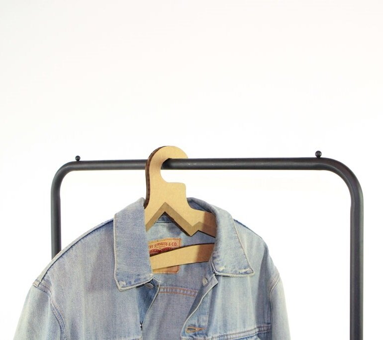 Intra απο ξύλο plywood 3mm-4mm πάχος - Κρεμάστρα ρούχων βουνού Δίασταση 30x30 cm Intraeaxys-m1d64ql7