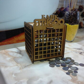 Intra απο ξύλο plywood 3mm-4mm πάχος - Κουμπαράς κερμάτων τράπεζας σε σχήμα ξύλινου κτιρίου Δίασταση 30x30 cm Intraeaxys-67wl5rm1 - Image 1