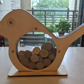 Intra απο ξύλο plywood 3mm-4mm πάχος - Cute Bird Money Box Coin Bank Κουμπαράς για παιδιά Δίασταση 30x30 cm Intraeaxys-voq2wljo - Image 1