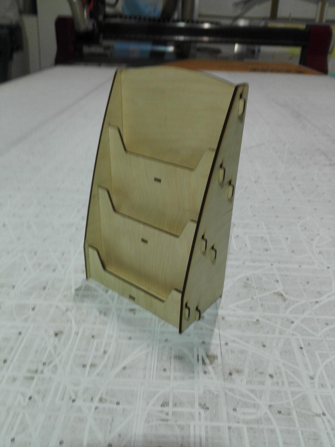 Intra απο ξύλο plywood 3mm-4mm πάχος - Ξύλινη θήκη για περιοδικά Δίασταση 30x30 cm Intraeaxys-voq2z35o